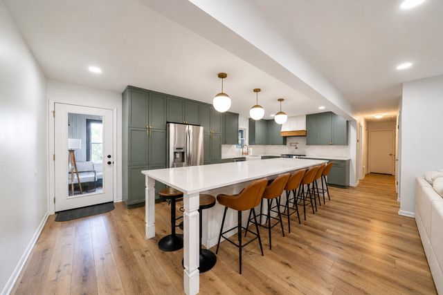 4400 Black Partridge Lane, Lisle, IL 60532