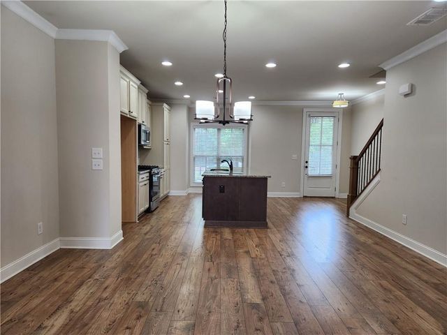 1323 Faircrest Way, Suwanee, GA 30024