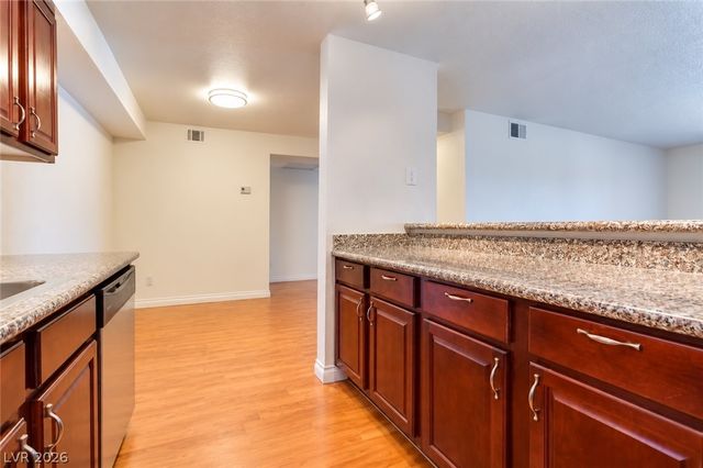 2606 South Durango Drive 246, Las Vegas, NV 89117