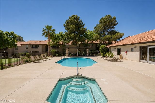2606 South Durango Drive 246, Las Vegas, NV 89117