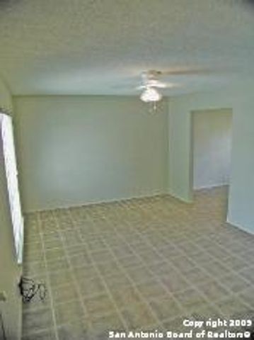 4229 Renault Drive, San Antonio, TX 78218