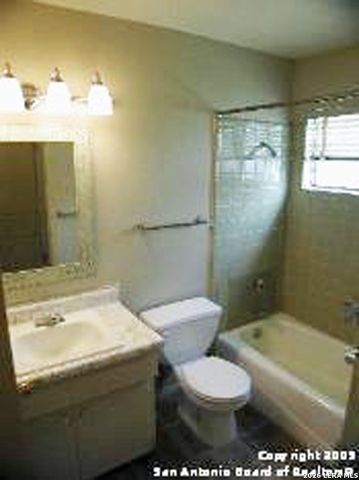 4229 Renault Drive, San Antonio, TX 78218