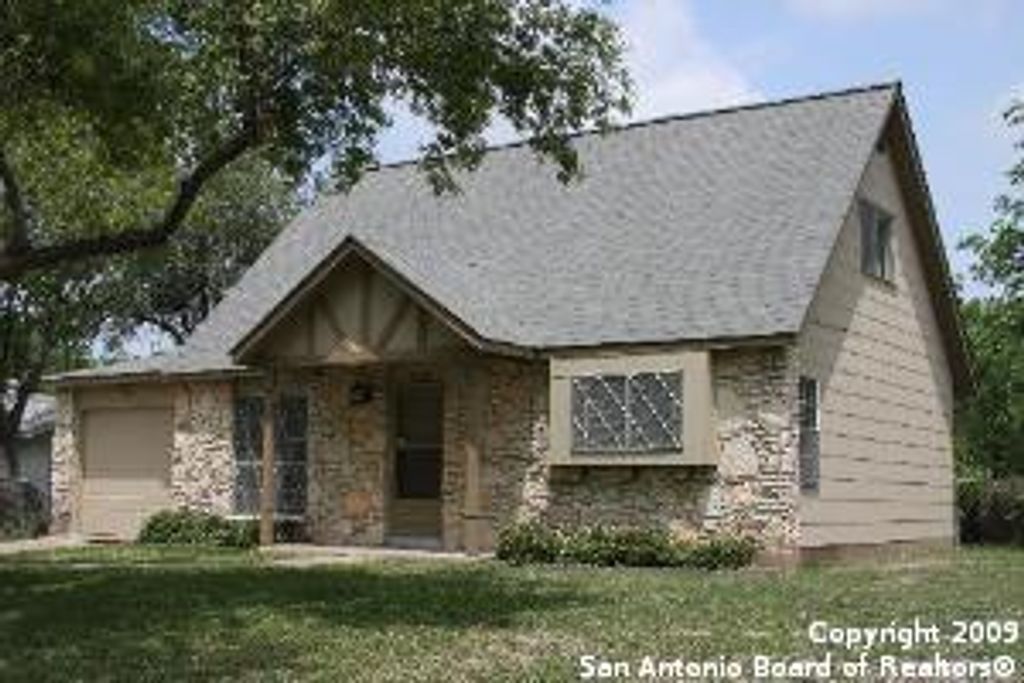 4229 Renault Drive, San Antonio, TX 78218