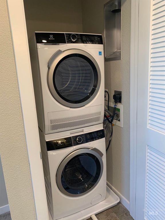 5990,5998,6002 & 6014 S Jessenia Ln, Boise, ID 83709 photo 6