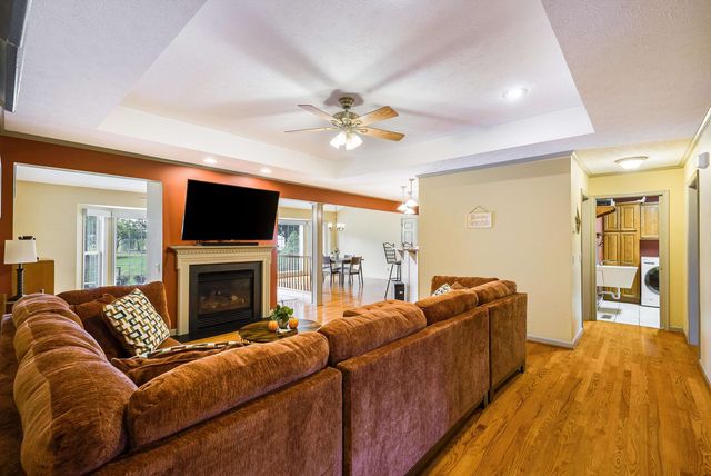 243 NORTHVIEW DR, Dayton, VA 22821