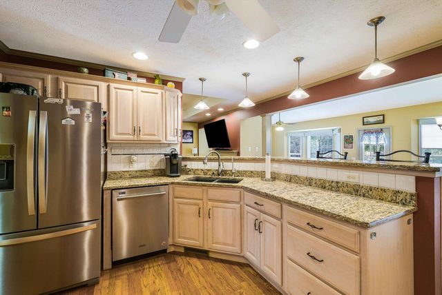 243 NORTHVIEW DR, Dayton, VA 22821