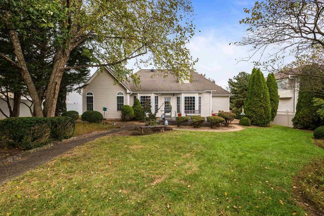 243 NORTHVIEW DR, Dayton, VA 22821