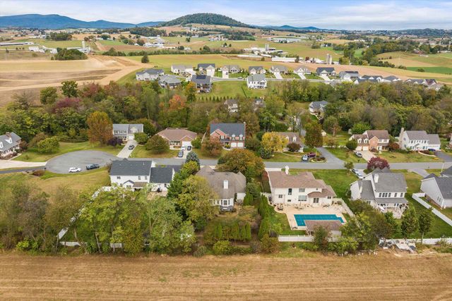 243 NORTHVIEW DR, Dayton, VA 22821