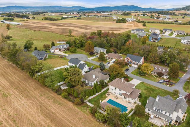 243 NORTHVIEW DR, Dayton, VA 22821