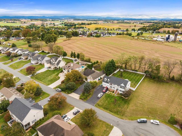 243 NORTHVIEW DR, Dayton, VA 22821