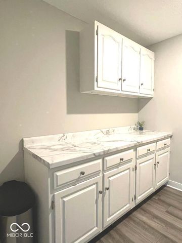 9690 Highview Lane, Mccordsville, IN 46055