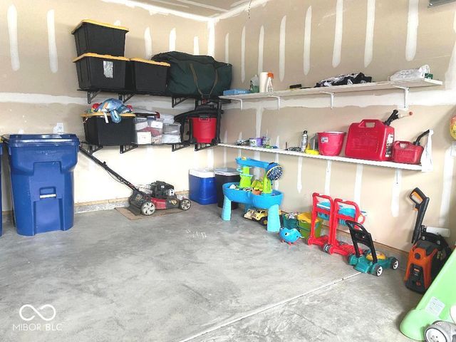 9690 Highview Lane, Mccordsville, IN 46055