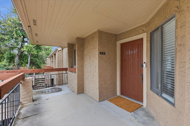 5550 Spring Valley Road A31, Dallas, TX 75254