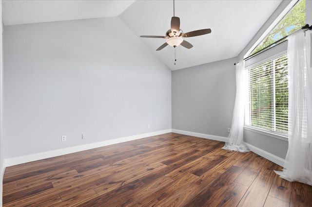 5550 Spring Valley Road A31, Dallas, TX 75254