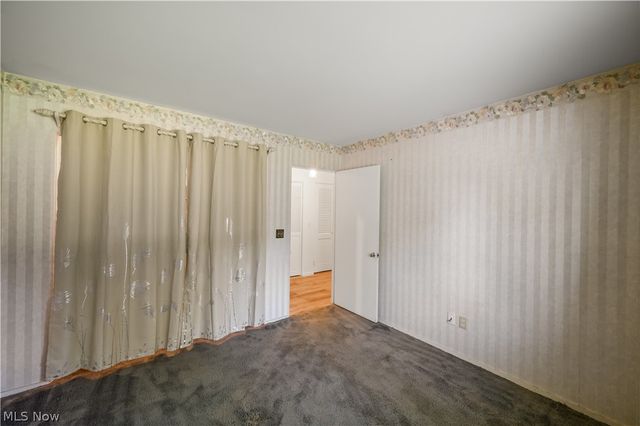 609 Thomas Street, Belpre, OH 45714