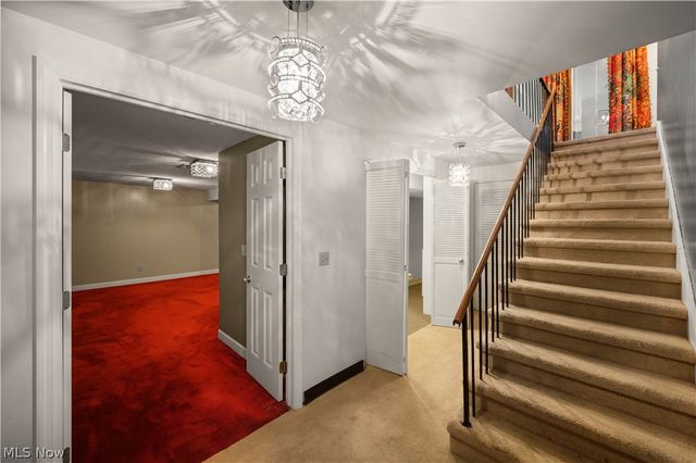 609 Thomas Street, Belpre, OH 45714