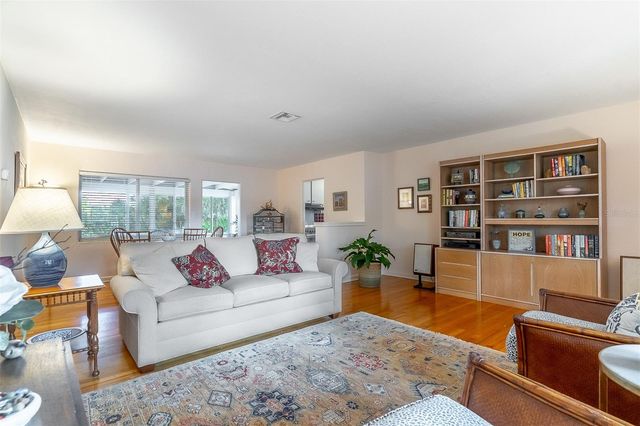 709 LAKE HIGHLAND DRIVE, Orlando, FL 32803