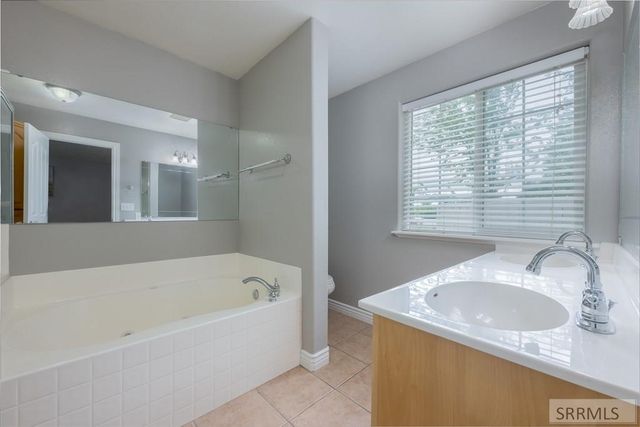 3860 E 390 N, Rigby, ID 83442