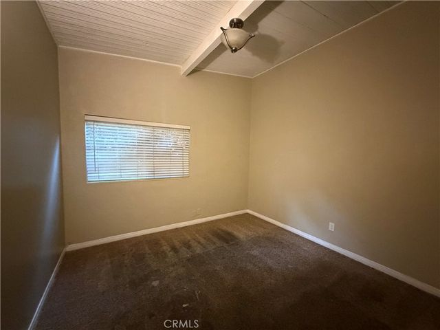 7741 Zelzah, Reseda, CA 91335