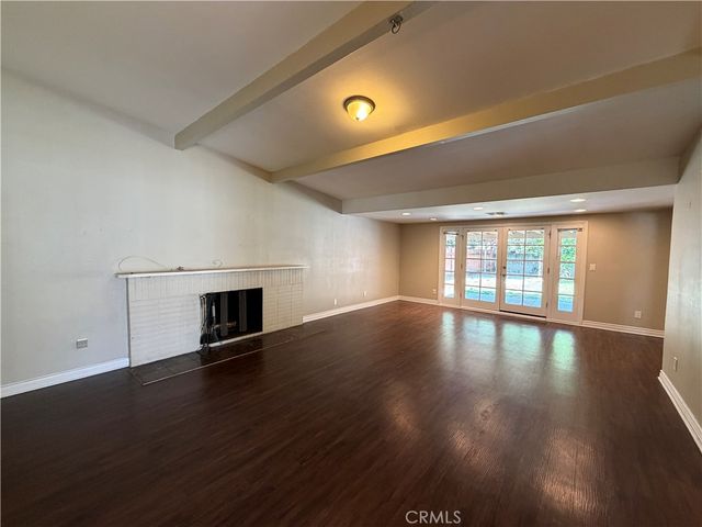 7741 Zelzah, Reseda, CA 91335