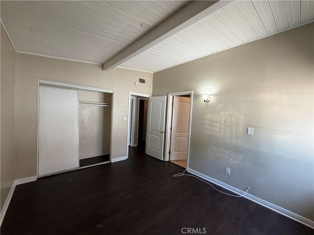 7741 Zelzah, Reseda, CA 91335