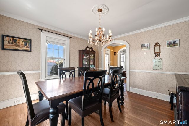 455 Woodlawn Avenue, Stratford, CT 06614