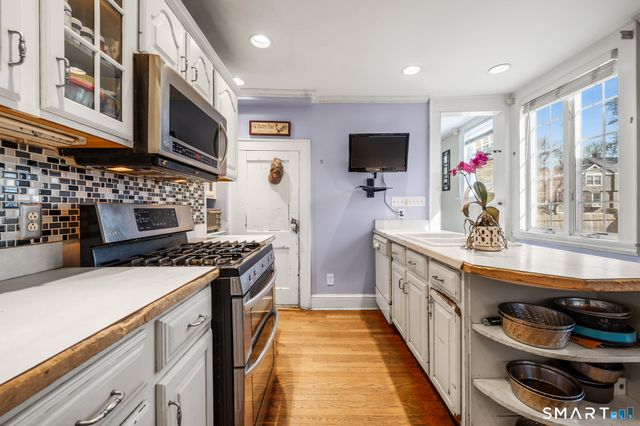 455 Woodlawn Avenue, Stratford, CT 06614