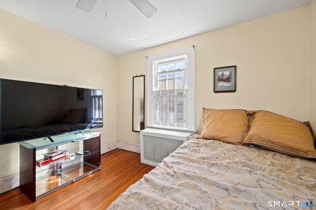 455 Woodlawn Avenue, Stratford, CT 06614