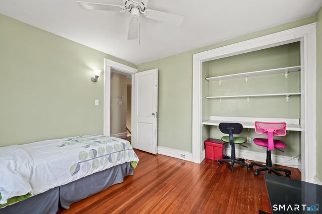 455 Woodlawn Avenue, Stratford, CT 06614