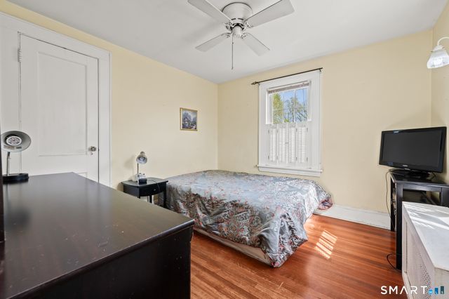 455 Woodlawn Avenue, Stratford, CT 06614