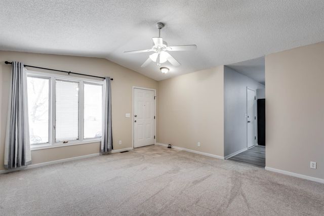 2004 N Shefford, Wichita, KS 67212