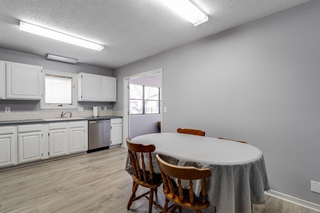 2004 N Shefford, Wichita, KS 67212