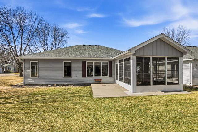 964 Willow Grove Circle, Waite Park, MN 56387