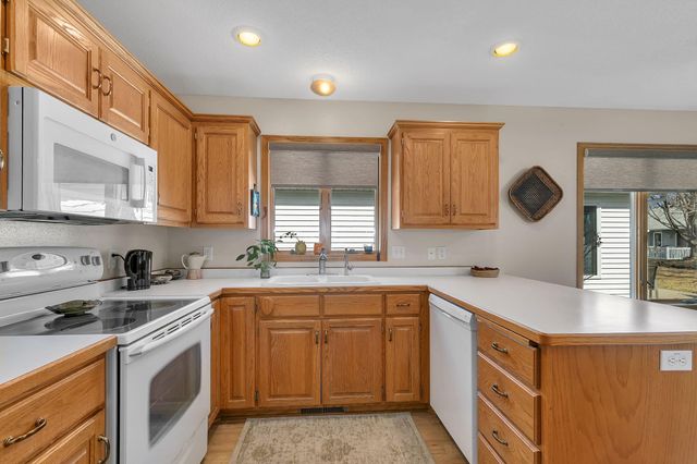 964 Willow Grove Circle, Waite Park, MN 56387