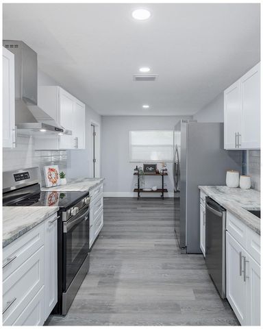 1815 DRIFTWOOD CIRCLE S, Oldsmar, FL 34677