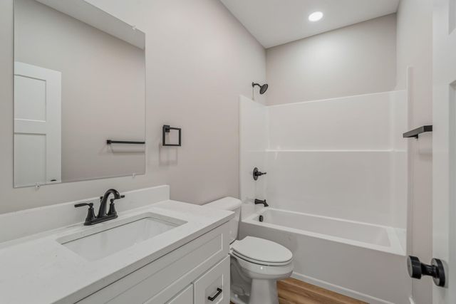 924 Stratford Avenue, Sweetwater, TN 37874