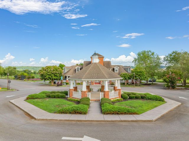 924 Stratford Avenue, Sweetwater, TN 37874