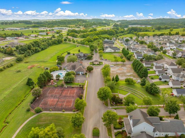 924 Stratford Avenue, Sweetwater, TN 37874
