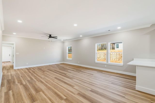 924 Stratford Avenue, Sweetwater, TN 37874