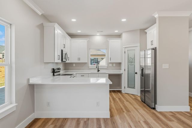 924 Stratford Avenue, Sweetwater, TN 37874