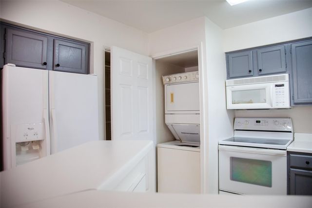 2450 Wickersham LN 904, Austin, TX 78741