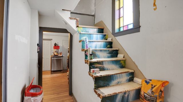34 Cambridge St, Springfield, MA 01109