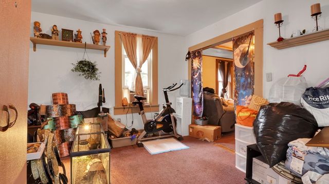 34 Cambridge St, Springfield, MA 01109