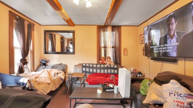34 Cambridge St, Springfield, MA 01109