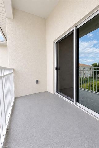3409 SW 8th PL 105, Cape Coral, FL 33914