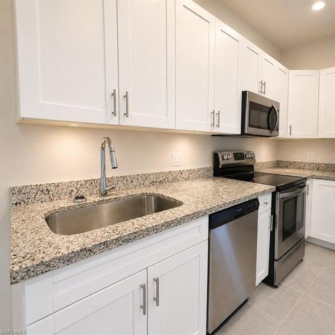 3409 SW 8th PL 105, Cape Coral, FL 33914