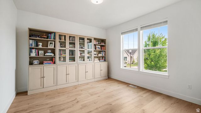 852 E 1400 S, Salem, UT 84653