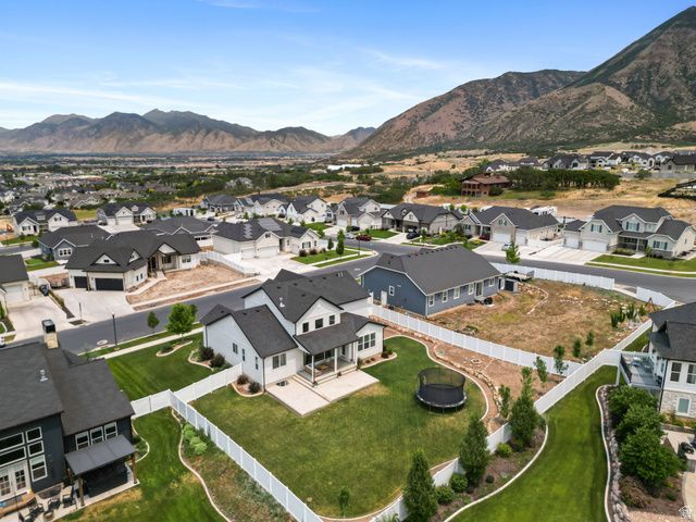 852 E 1400 S, Salem, UT 84653