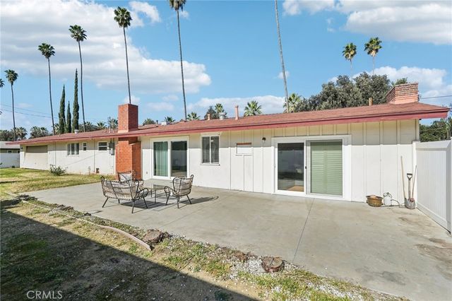 975 Brookside Avenue, Redlands, CA 92373