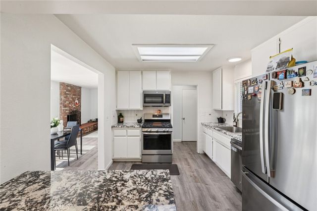 975 Brookside Avenue, Redlands, CA 92373